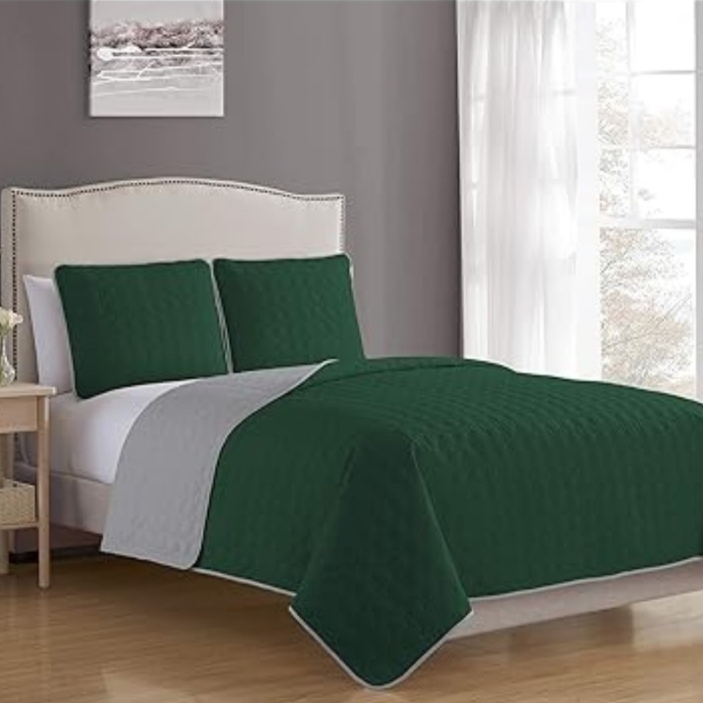 Blissful Living - Twin Dark Green & Gray Reversible Quilted Blanket & Sham